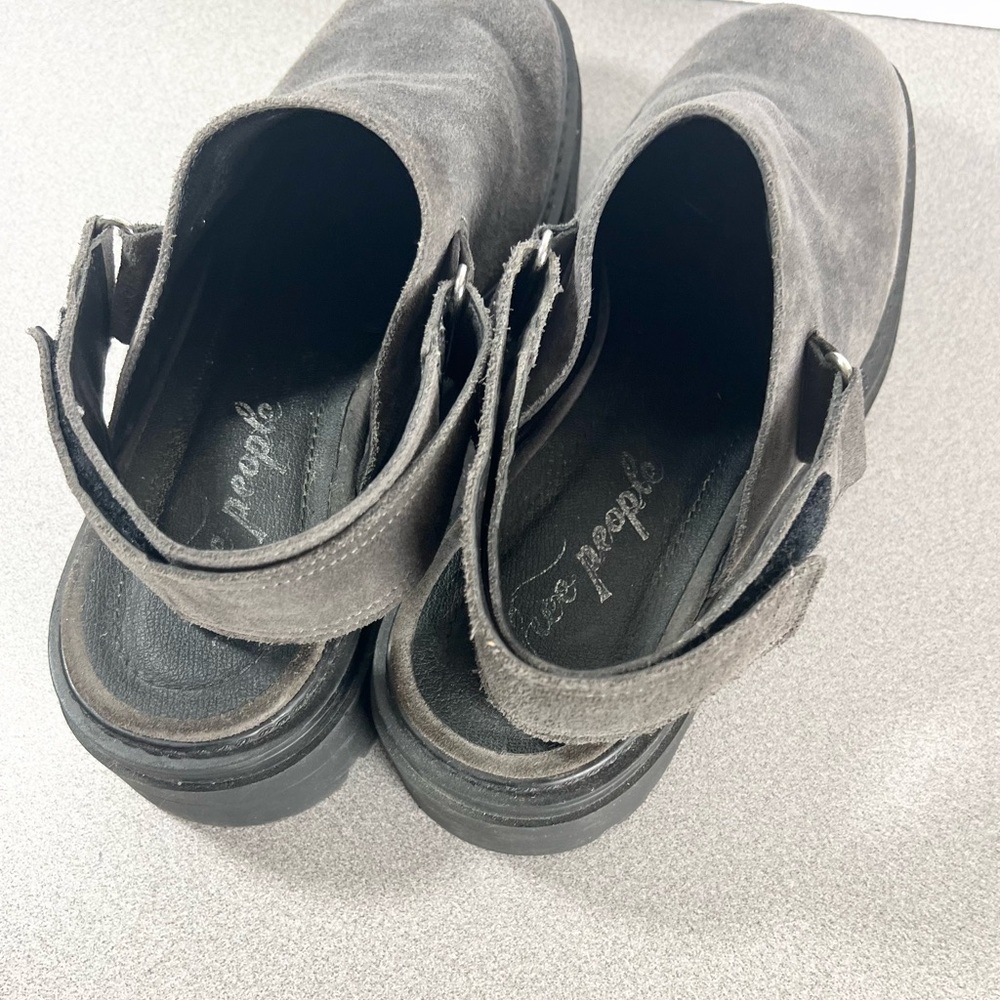 Free People Milo Slingback Mule Womens Size 39 US 8.5 Gray Suede Shoes clogs lug - Picture 4 of 9